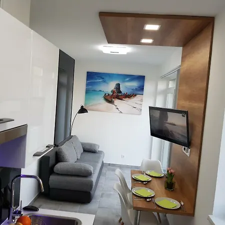 Lakefive Appartement *